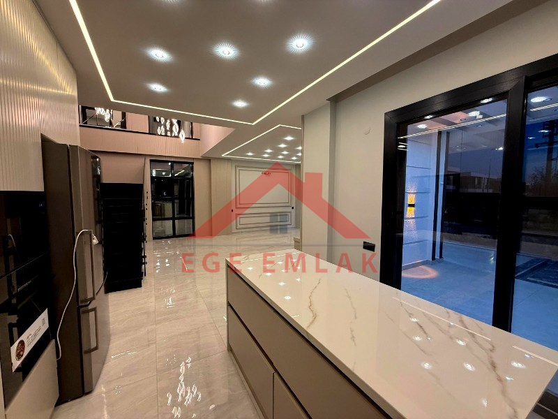 Didim Efeler Mahallesinde Satılık 4+1 Tam Müstakil Villa