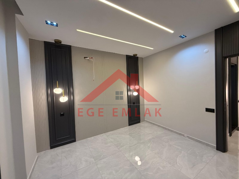 Didim Efeler Mahallesinde Satılık 4+1 Tam Müstakil Villa