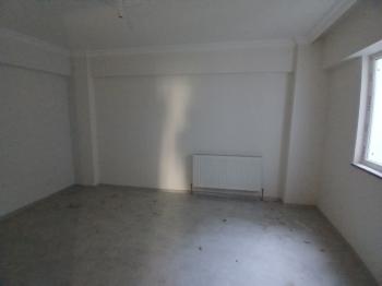 GÜVENAY - ÇORUM YAVRUTURNA MAH. PİRBABA PARK KARŞISI KİRALIK OFİS