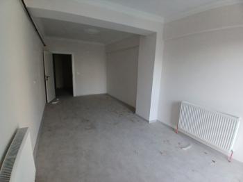 GÜVENAY - ÇORUM YAVRUTURNA MAH. PİRBABA PARK KARŞISI KİRALIK OFİS