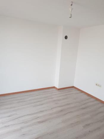 GÜVENAY -  ÇORUM OSMANCIK CADDESİ ÜZERİ ARAS İŞ MERKEZİNDE SATILIK 1+1 OFİS