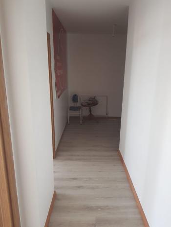 GÜVENAY -  ÇORUM OSMANCIK CADDESİ ÜZERİ ARAS İŞ MERKEZİNDE SATILIK 1+1 OFİS