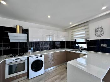 THE COLONY HOTEL BÖLGESİNDE,GİRNE MERKEZİNDE 2+1 FULL EŞYALI KİRALIK GENİŞ LÜKS DAİRE