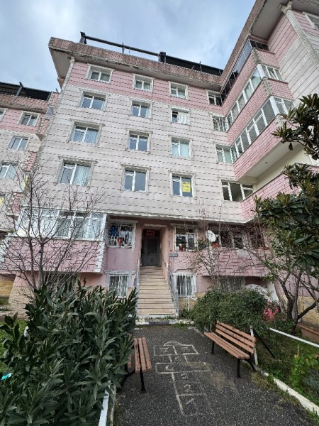 Yeşilpınar Vialand Avm Yanı 2+1 & 1.Kat Balkonlu Kiralık Daire