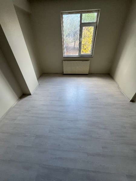 Yeşilpınar Vialand Avm Yanı 2+1 & 1.Kat Balkonlu Kiralık Daire