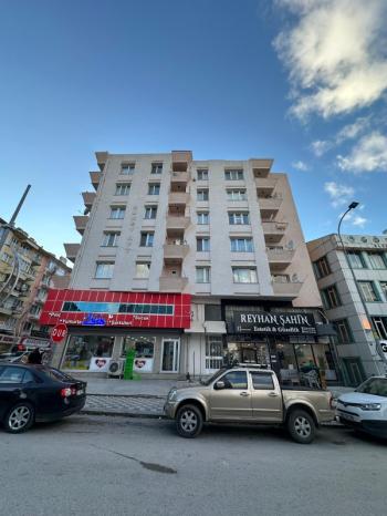 AFYON ÜÇOK EMLAKTAN DUMLUPINAR MAH 2+1 80M² KİRALIK TEMİZ BAKIMLI DAİRE 
