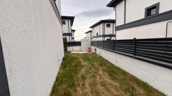 Yeniçiftlik Satılık Ultra Lüks Villa | 4+1 | 600 m² Arsa | Havuzlu Geniş Odalı