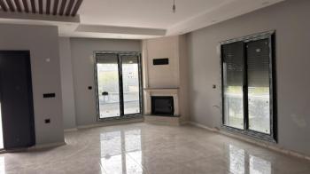 Yeniçiftlik Satılık Ultra Lüks Villa | 4+1 | 600 m² Arsa | Havuzlu Geniş Odalı