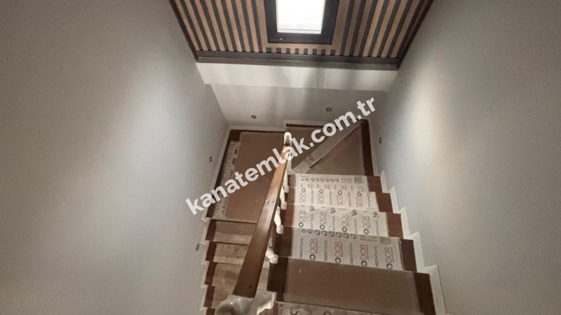 Yeniçiftlik Satılık Ultra Lüks Villa | 4+1 | 600 m² Arsa | Havuzlu Geniş Odalı