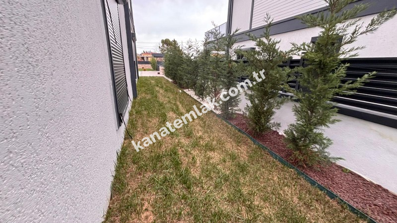 Yeniçiftlik Satılık Ultra Lüks Villa | 4+1 | 600 m² Arsa | Havuzlu Geniş Odalı