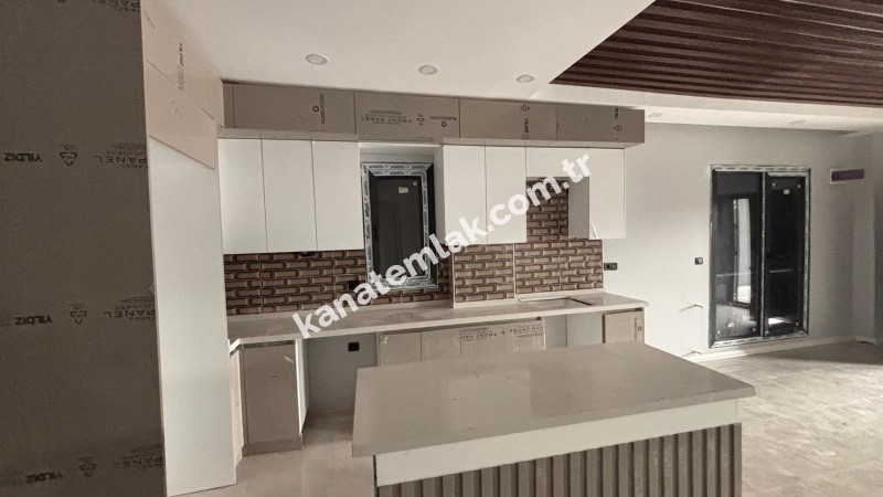 Yeniçiftlik Satılık Ultra Lüks Villa | 4+1 | 600 m² Arsa | Havuzlu Geniş Odalı