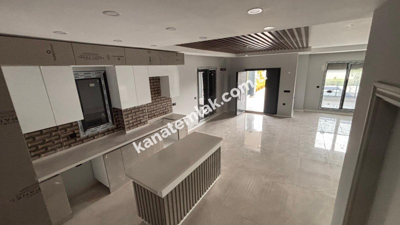 Yeniçiftlik Satılık Ultra Lüks Villa | 4+1 | 600 m² Arsa | Havuzlu Geniş Odalı