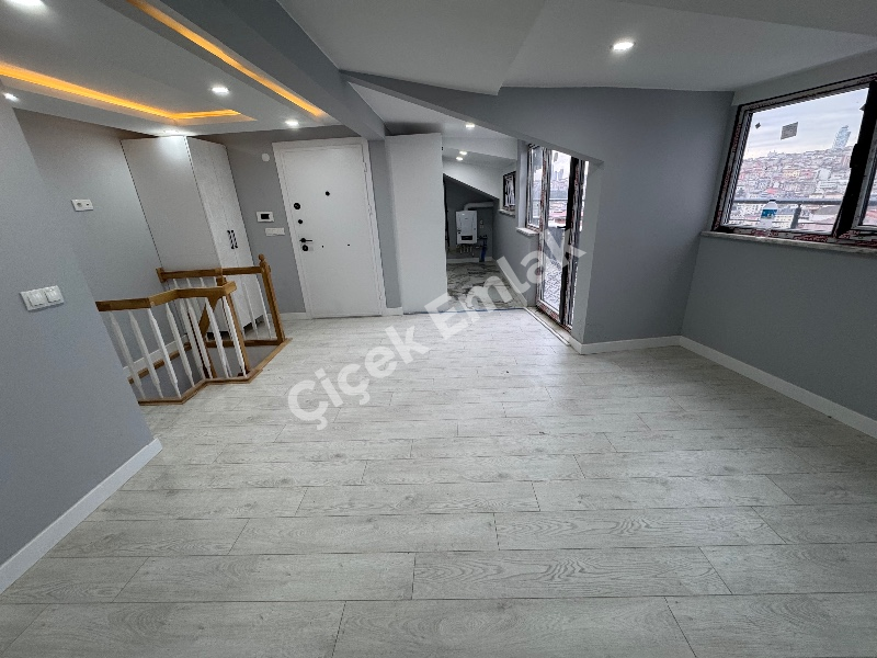 Nurtepe Metro'ya 6 Dk 2+1 Sıfır Satılık Dubleks