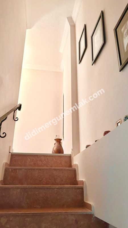  DİDİM ÇAMLIK MAHALLESİ’NDE SATILIK 3+1 AYRI MUTFAKLI KAPALI TERASLI BALKONLU DUBLEKS DAİRE