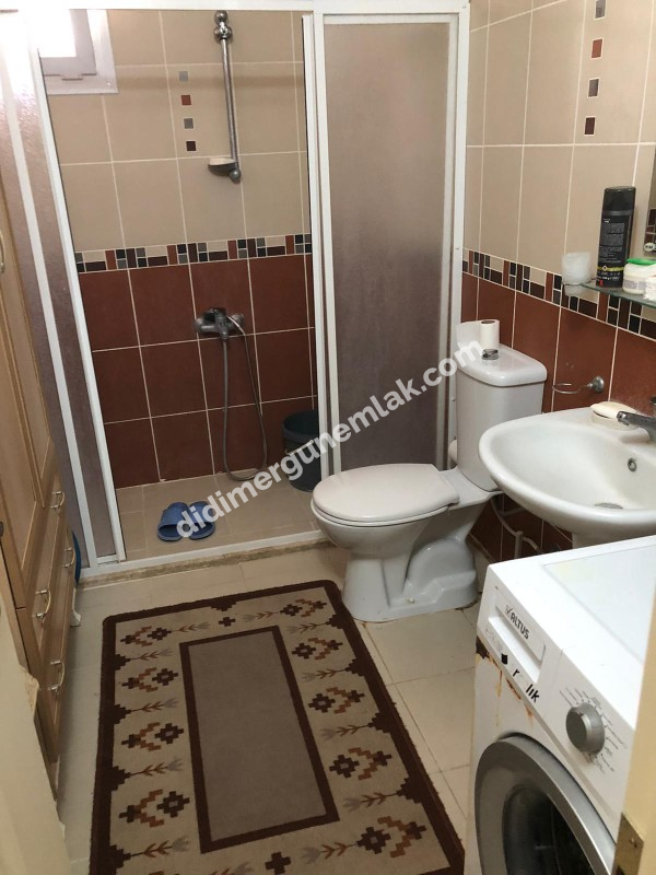  ALTINKUM MAHALLESİ’NDE DENİZE 50 METRE! BALKONDAN DENİZ MANZARALI 2+1 SATILIK DAİRE 