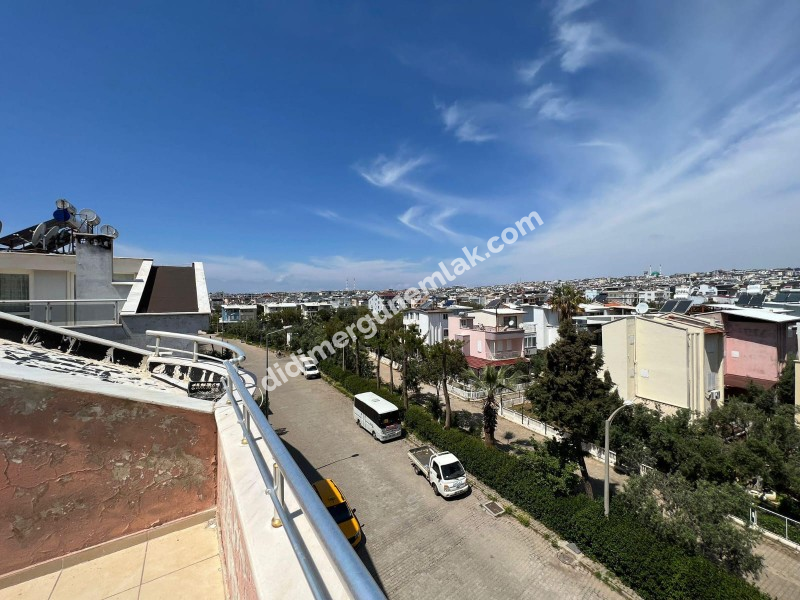 CUMHURİYET MAHALLESİ’NDE ÖN CEPHE, GENİŞ VE KULLANIŞLI 3+1 DUBLEKS DAİRE