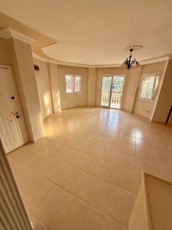 Didim'in En Gözde Bölgesinde Fırsat: Bağımsız Girişli, Havuz Başında Satılık İkiz Villa