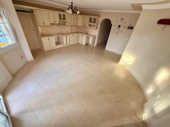 Didim'in En Gözde Bölgesinde Fırsat: Bağımsız Girişli, Havuz Başında Satılık İkiz Villa