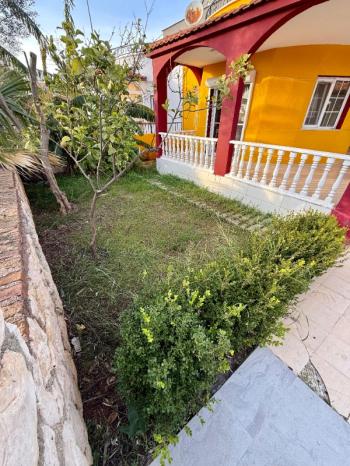 Didim'in En Gözde Bölgesinde Fırsat: Bağımsız Girişli, Havuz Başında Satılık İkiz Villa