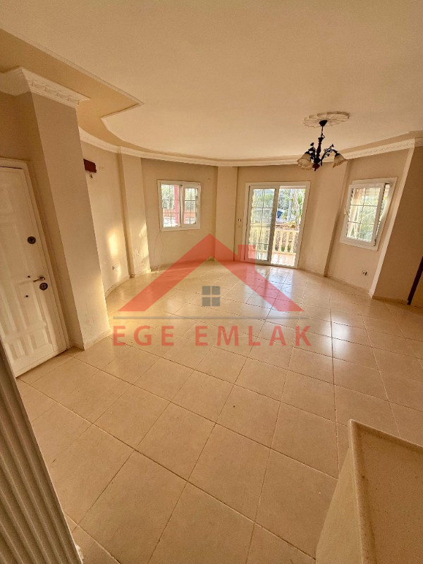 Didim'in En Gözde Bölgesinde Fırsat: Bağımsız Girişli, Havuz Başında Satılık İkiz Villa