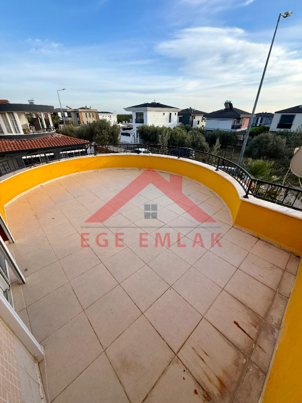 Didim'in En Gözde Bölgesinde Fırsat: Bağımsız Girişli, Havuz Başında Satılık İkiz Villa