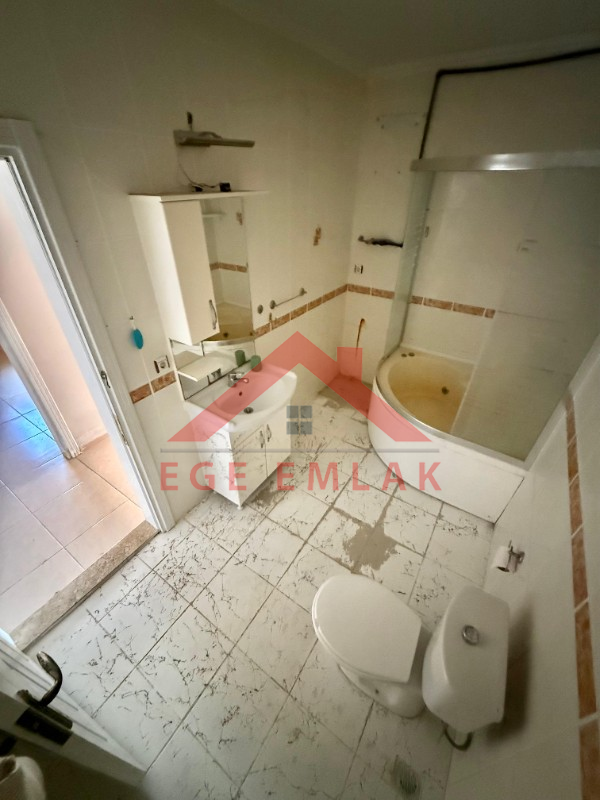 Didim'in En Gözde Bölgesinde Fırsat: Bağımsız Girişli, Havuz Başında Satılık İkiz Villa