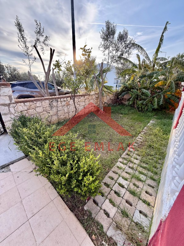 Didim'in En Gözde Bölgesinde Fırsat: Bağımsız Girişli, Havuz Başında Satılık İkiz Villa