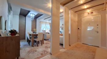 Elmas’tan Akdeniz Mah. Merkezi Konumda Doğalgazlı Ara Kat 3+1