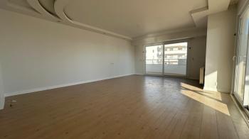 Elmas'tan Marka Projede Deniz Manzaralı Bağımsız Geniş 3+1