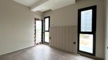 Elmas’tan 75.Yıl Mah.’de Site İçinde Yatırımlık Sıfır 1+1