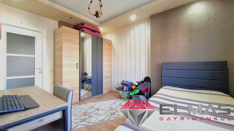 Elmas’tan Akdeniz Mah. Merkezi Konumda Doğalgazlı Ara Kat 3+1