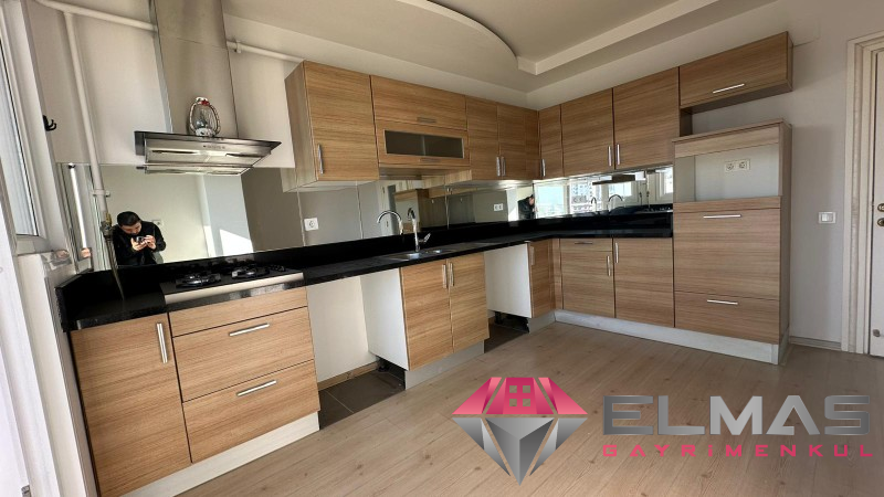 Elmas'tan Marka Projede Deniz Manzaralı Bağımsız Geniş 3+1