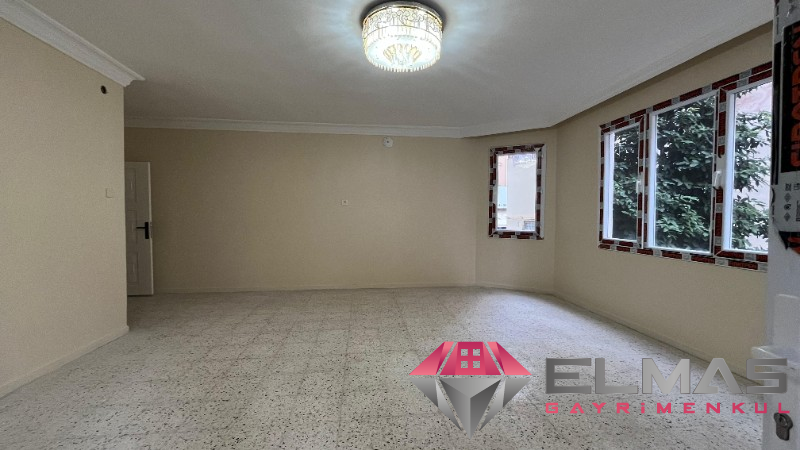 Elmas’tan Akdeniz Mah.’de Site İçi Geniş Metrajlı 3+1