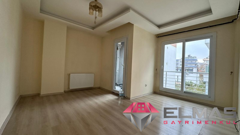 Elmas’tan Hürriyet’te Doğalgazlı Ara Kat Geniş 3+1