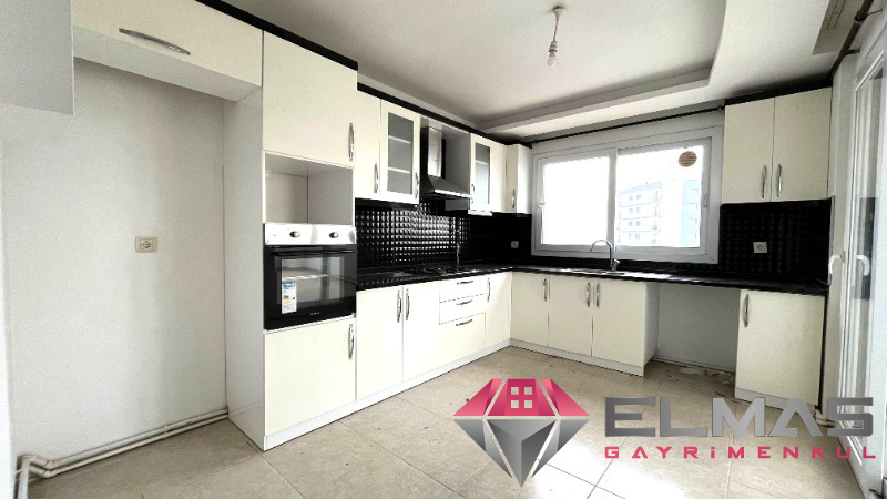 Elmas’tan Akdeniz Mah.’de Deniz Manzaralı Bağımsız 3+1