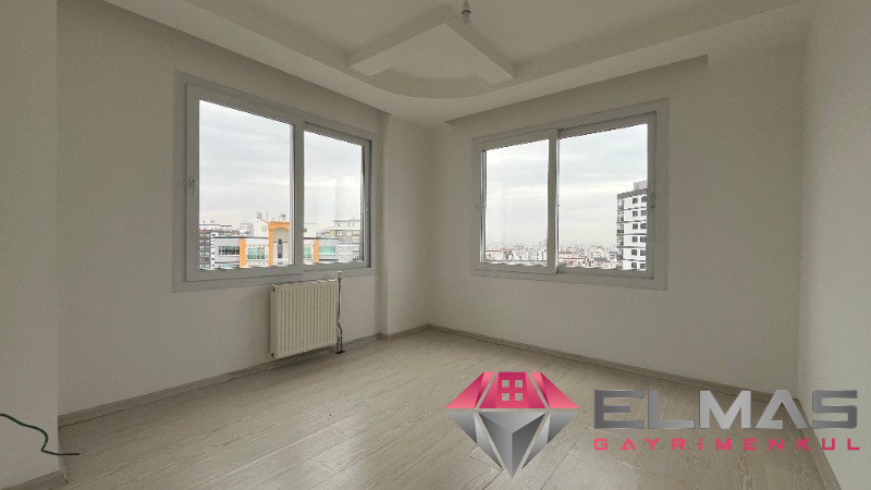 Elmas’tan Akdeniz Mah.’de Deniz Manzaralı Bağımsız 3+1