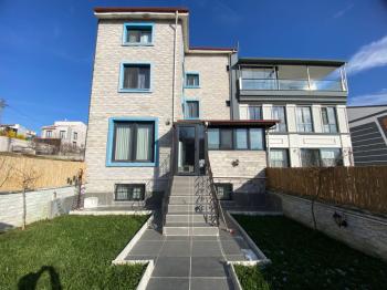 GÜVENAY - ÇORUM BİNEVLER MEVKİ 6+1 ÜÇ KATLI EŞYALI SATILIK VİLLA