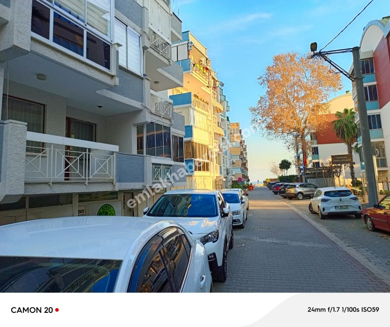 MUDANYA GÜZELYALI YALI'DA, SAHİLE YAKIN MERKEZİ NOKTADA DENİZ GÖRÜR MOBİLYALI KİRALIK 2+1 KİRALIK DAİRE