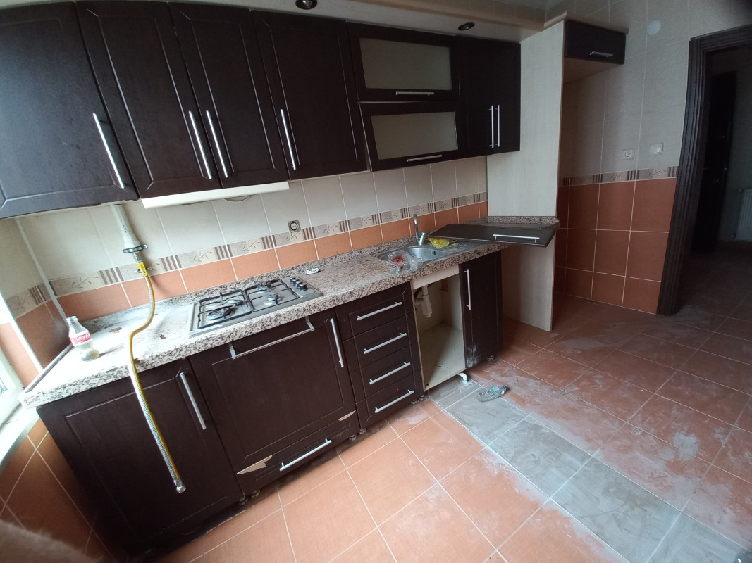 BEŞİKDÜZÜ MERKEZDE KİRALIK 2+1 DAİRE