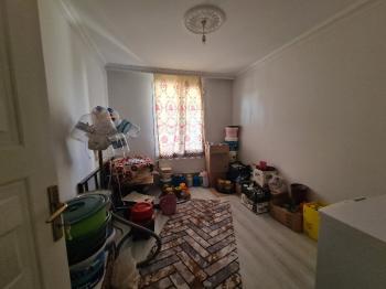 İLHANLIDA  DEDELİBAĞ  CAMİ ÜSTÜ 2+1 SAT KOMBİLİ DAİRE