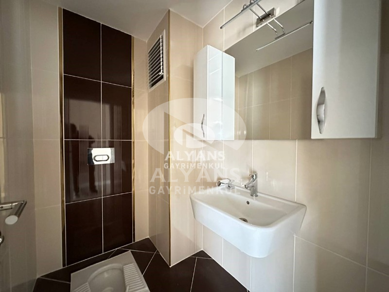 ALYANS'TAN TOROSLAR'IN EN GÖZDE SEMTİNDE SİTE İÇİ LÜKS GENİŞ 4+1