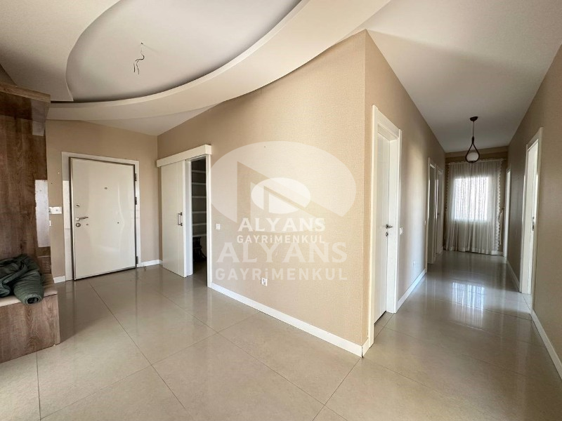 ALYANS'TAN TOROSLAR'IN EN GÖZDE SEMTİNDE SİTE İÇİ LÜKS GENİŞ 4+1