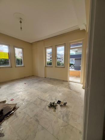 MEHMET ÇAKIR CADDESİ KİRALIK BOŞ 2+1 AYRI MUTFAK DAİRE MAHMUTLAR ALANYA 