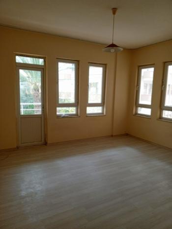 ALTIN PALMİYE SİTESİ MAHMUTLAR ATATÜRK CADDESİ TÜM MAĞAZA VE MARKETLER KONUMDA DENİZE İSE 300 M