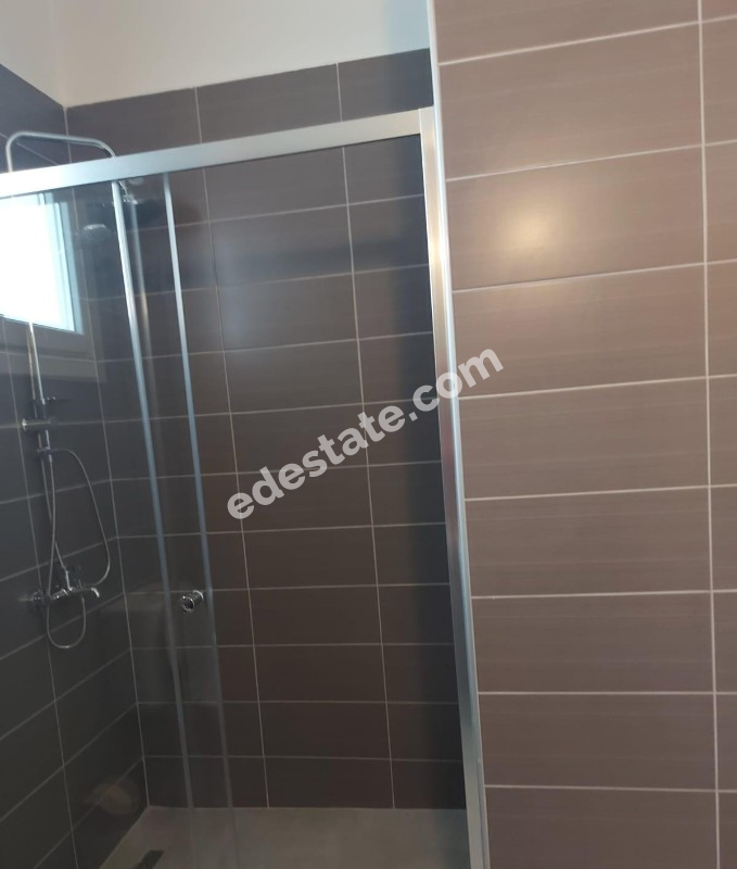 Lefkoşa Gönyeli'de Full Eşyalı AYLIK ÖDEMELİ Kiralık  2+1 Daire 