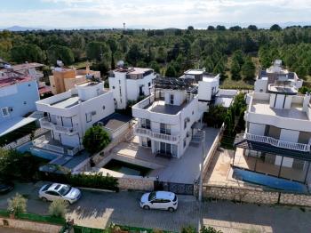 Didim Yeşilkent’te Satılık Eşyalı Villa 4+1 Villa