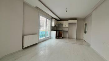 Elmas’tan Hürriyet Mah.’de  Doğalgazlı Kullanışlı 2+1