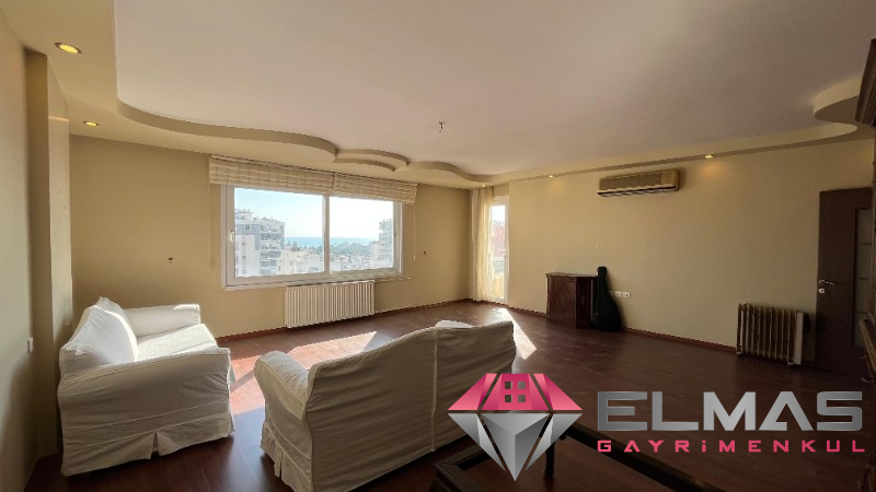 Elmas’tan Viranşehir’de Deniz Manzaralı Doğalgazlı Geniş Ferah 4+1