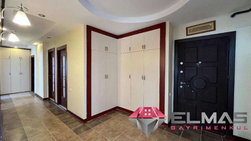 Elmas’tan Viranşehir’de Deniz Manzaralı Doğalgazlı Geniş Ferah 4+1