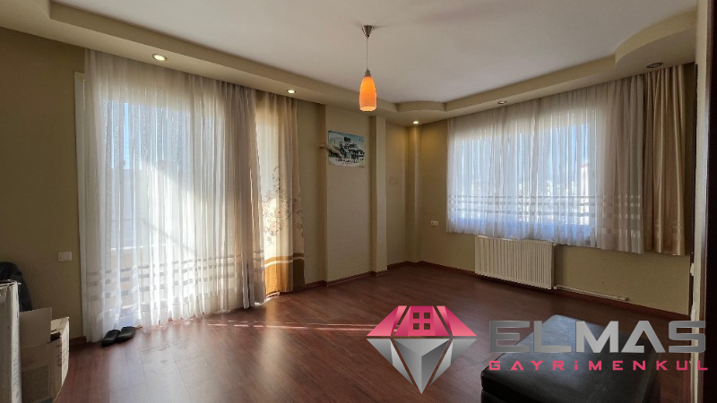 Elmas’tan Viranşehir’de Deniz Manzaralı Doğalgazlı Geniş Ferah 4+1